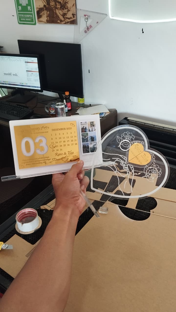 Cinderamata Give Romantis