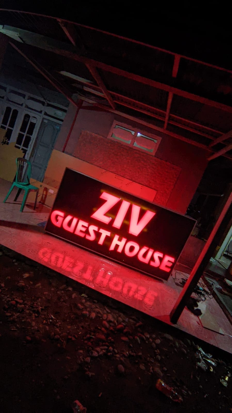 neon box huruf timbul